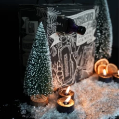 Quarantini Gin Adventskalender 8 Quarantini Gin Adventskalender -Tom Home 1 png 51aed981582ae23d