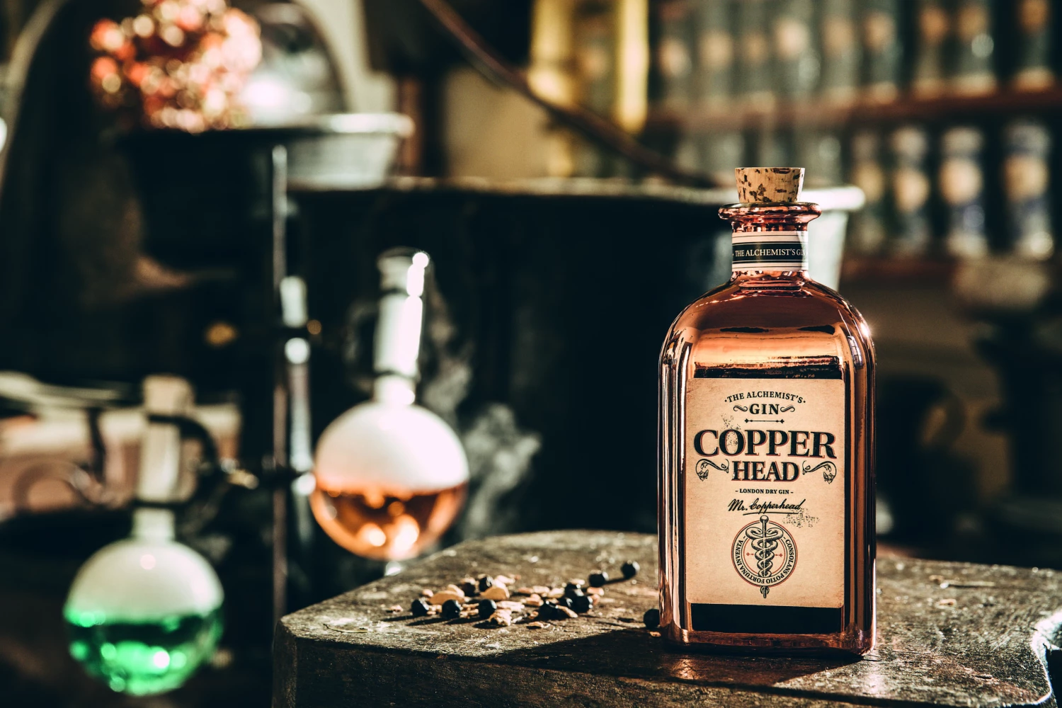 Copperhead The Alchemist´s Gin 40% 0,5l 5 Copperhead The Alchemist´s Gin 40% 0,5l – Bild 3