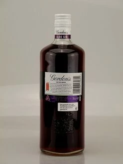 Gordons Sloe Gin 26% 0,7l 11 Gordons Sloe Gin 26% 0,7l -Tom Home unbekannt e233